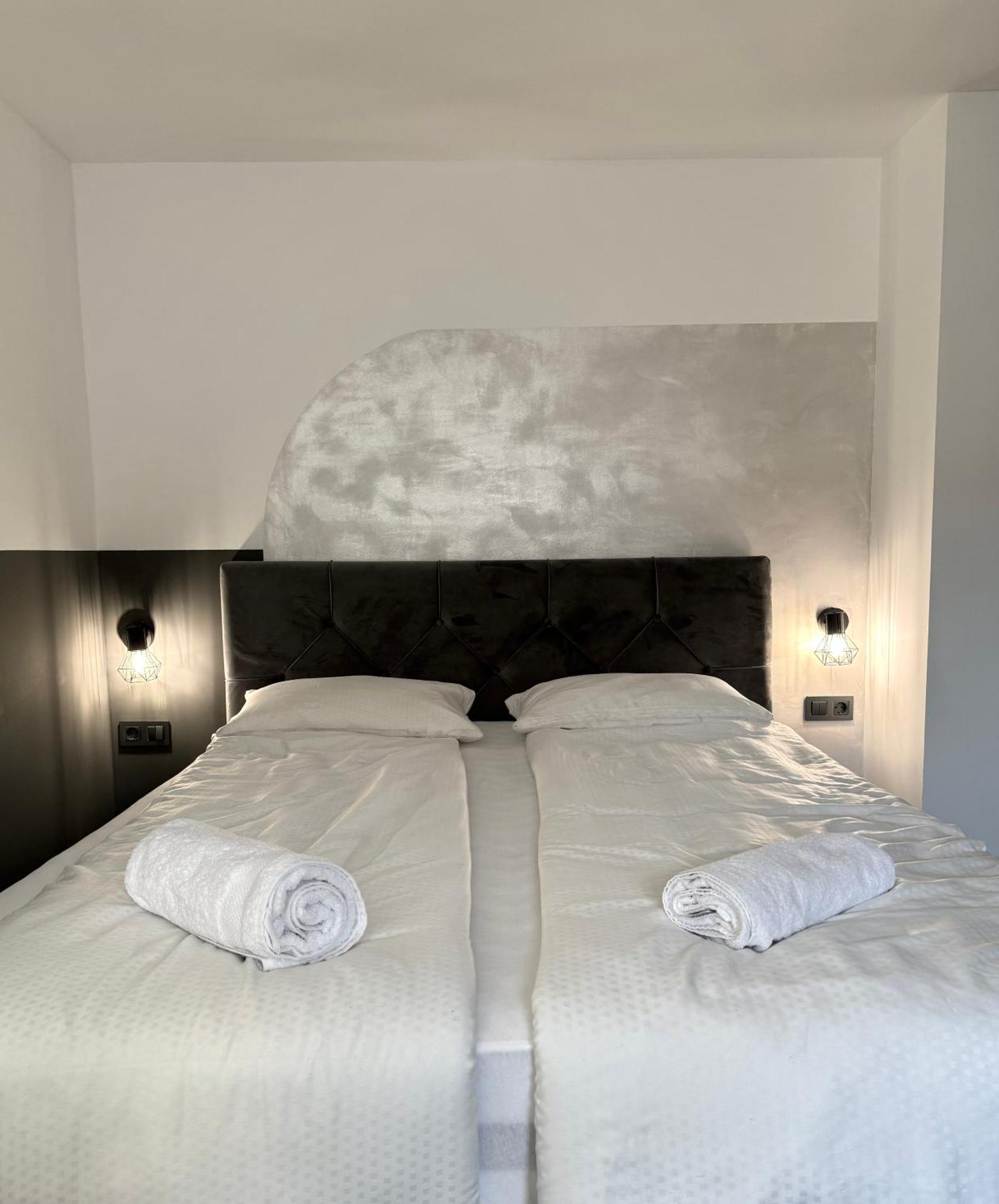 L&L Rooms Maribor Eksteriør bilde