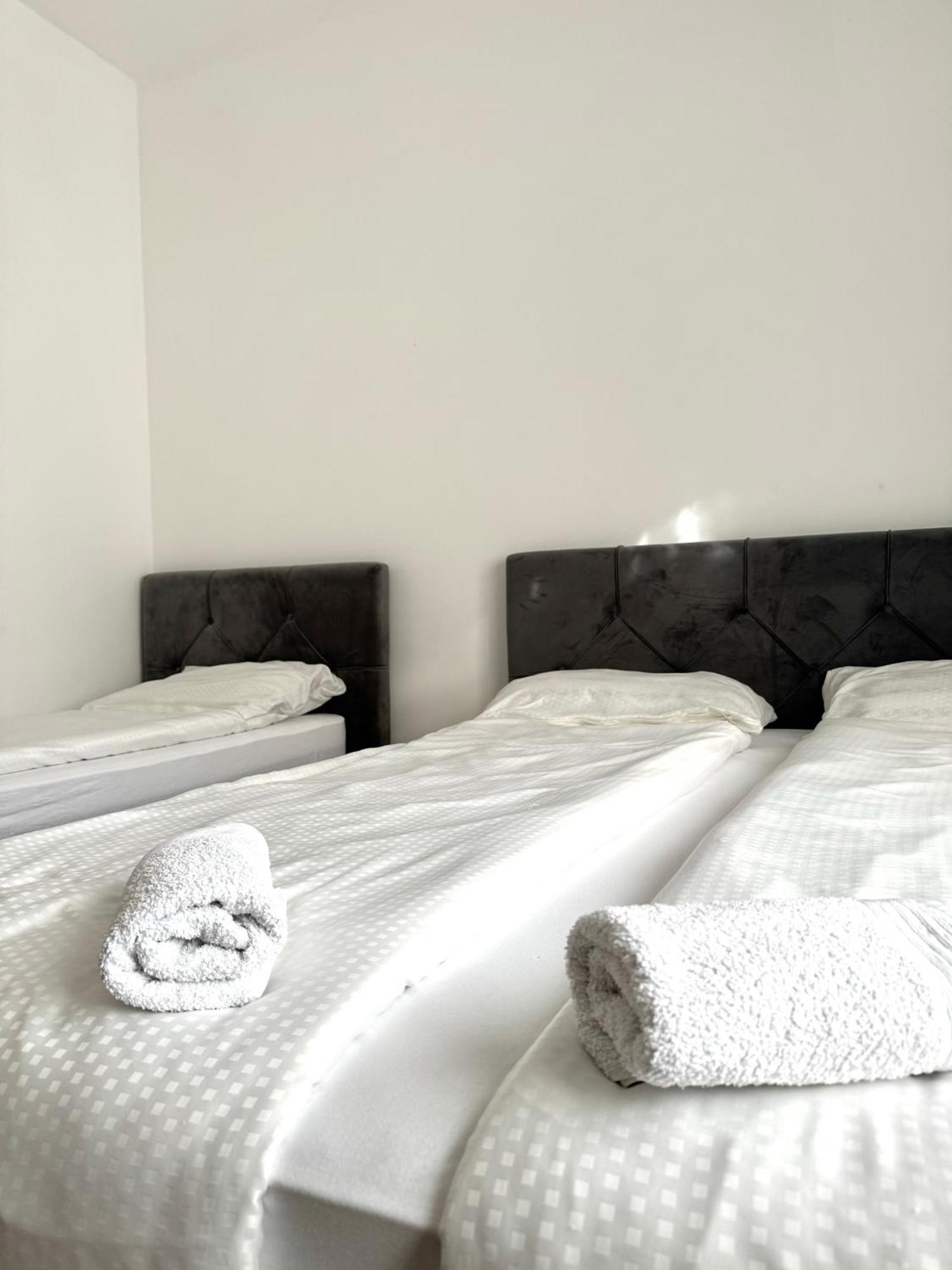 L&L Rooms Maribor Eksteriør bilde