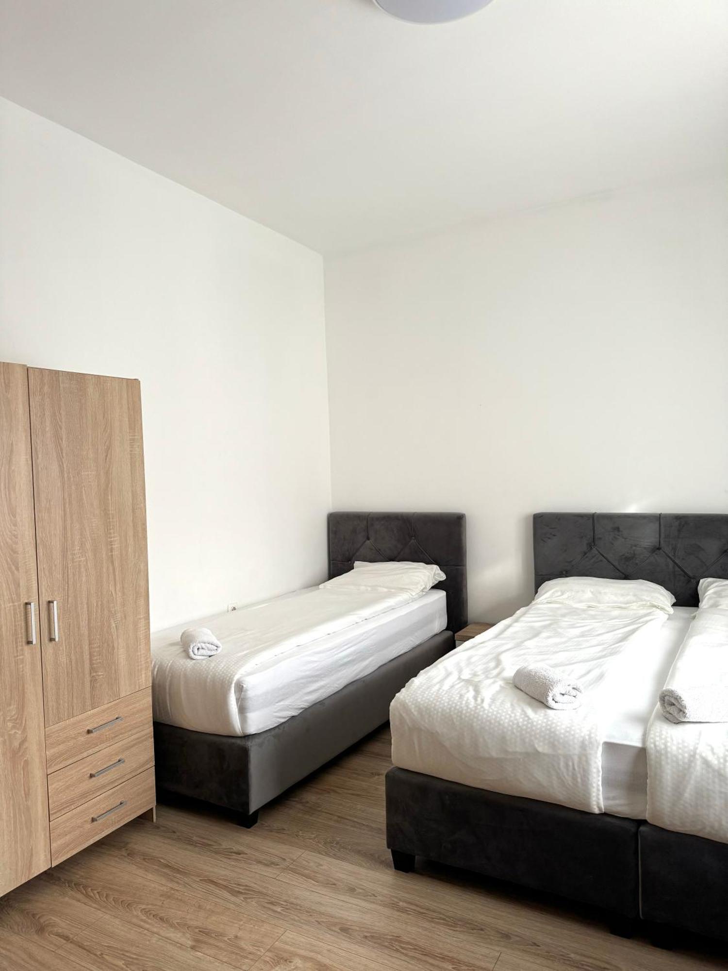 L&L Rooms Maribor Eksteriør bilde