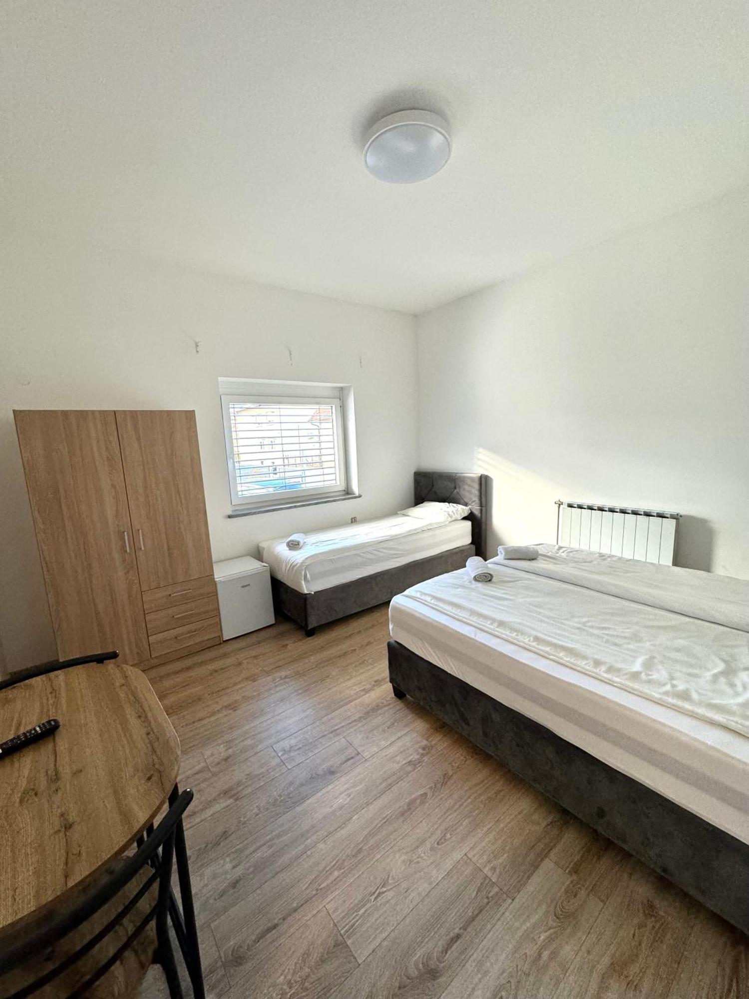 L&L Rooms Maribor Eksteriør bilde